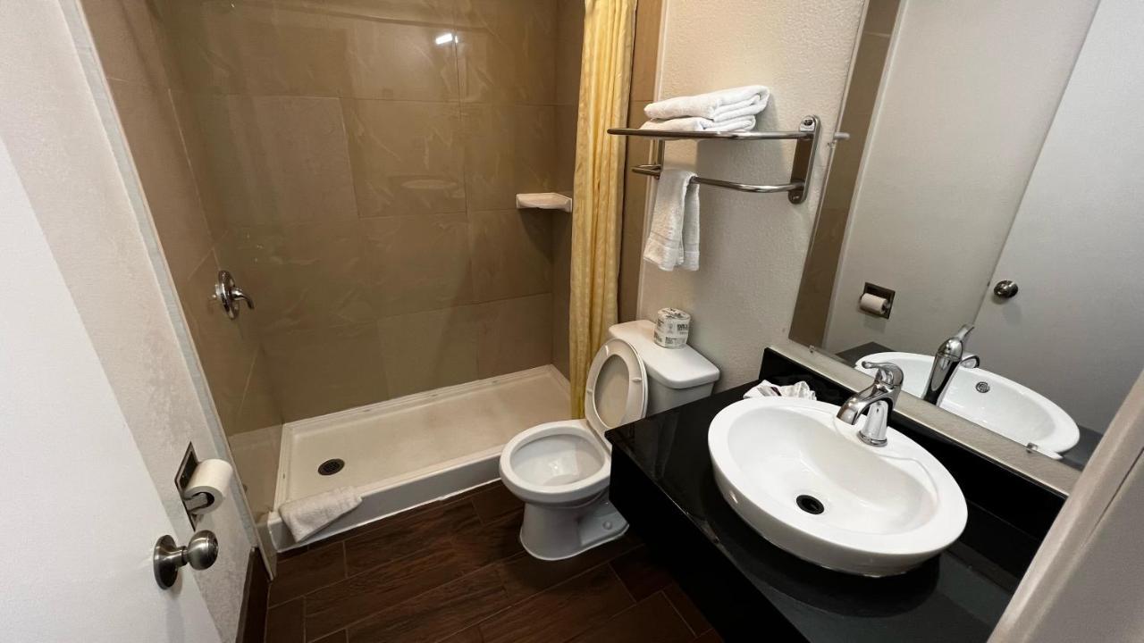 اورانج New American Inn & Suites المظهر الخارجي الصورة