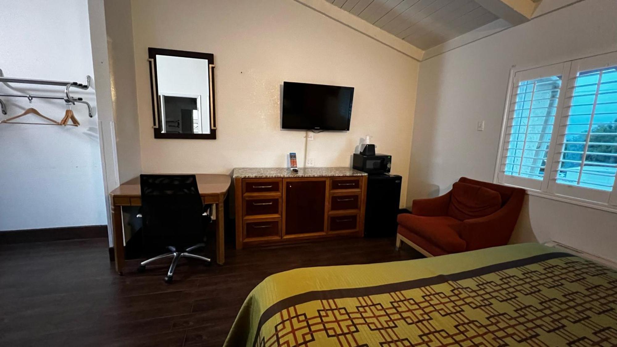 اورانج New American Inn & Suites المظهر الخارجي الصورة