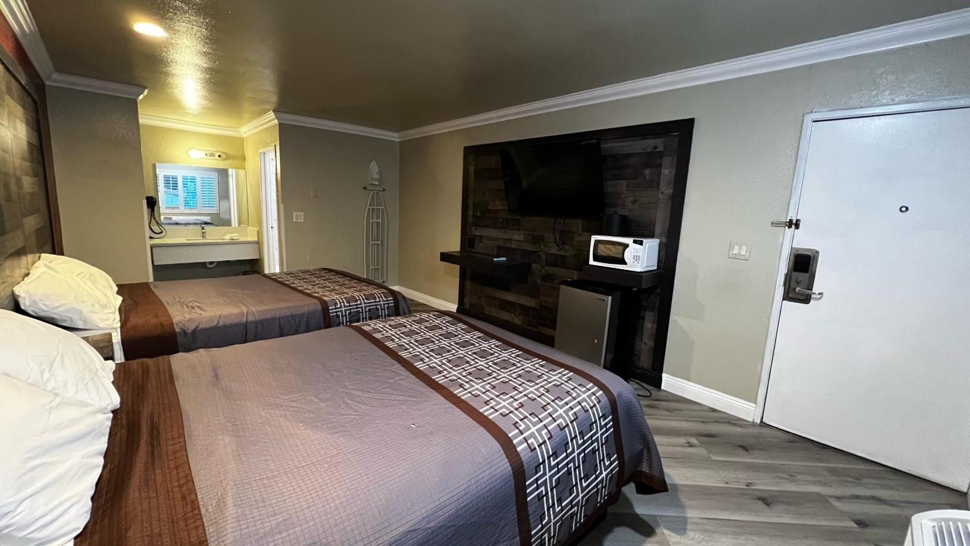 اورانج New American Inn & Suites المظهر الخارجي الصورة